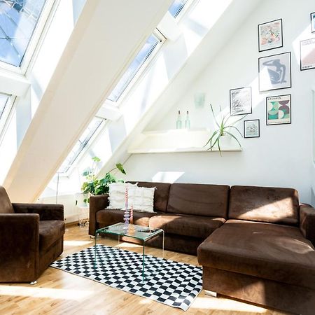 Unique Maisonette Apartment Gasometer 12Th Floor Wien Eksteriør bilde